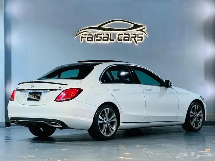 مرسيدس 2018 c200 نظيف وبحاله ممتازه 3