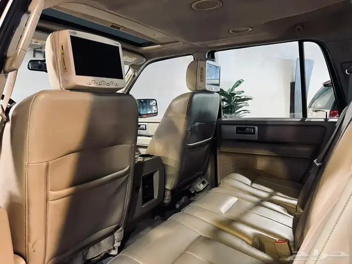 فورد اكسبديشن 2014 ليمتد فل كامل بحاله ممتازه ماشاء الله 8