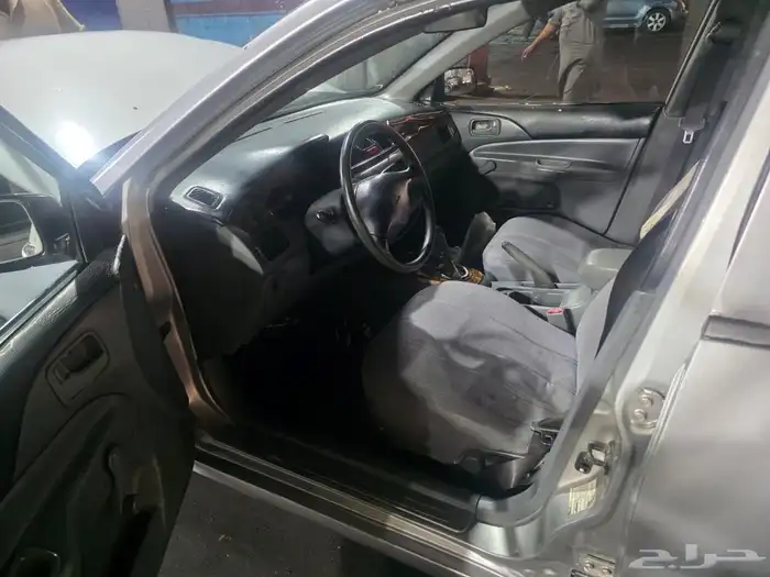 Mitsubishi lancer 2003 5