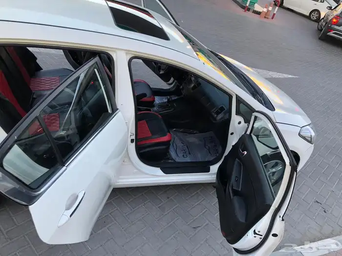 كيا سيراتو موديل 2014 هاتشباك كامله 5