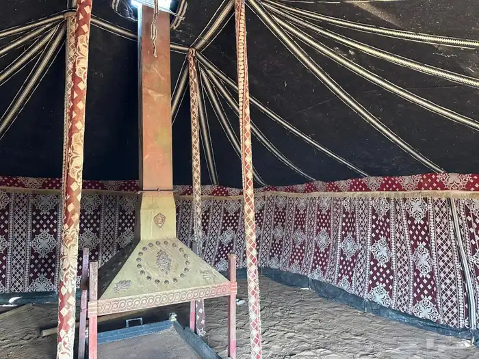 بيت شعر ملكي 8 8 نضيف مع ملحقاته مدخنه وشراع ضد الماء حايل 1