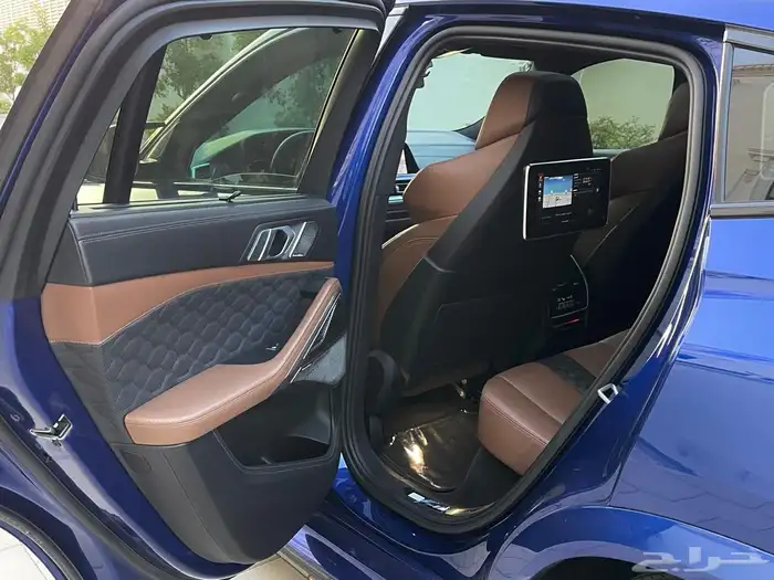 بي ام دبليو اكس BMW X6 M Competition 2021 56