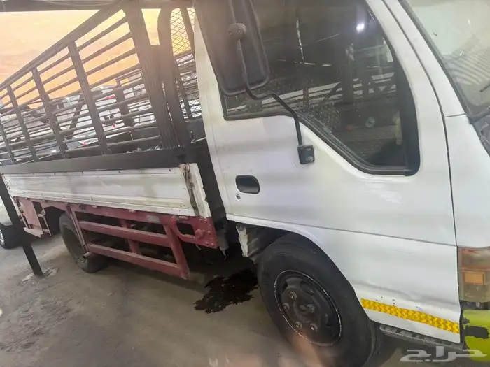 للبيع دينه اسوزو 2004 2