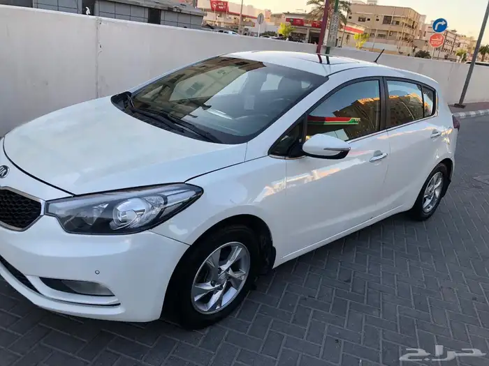 كيا سيراتو موديل 2014 هاتشباك كامله 8