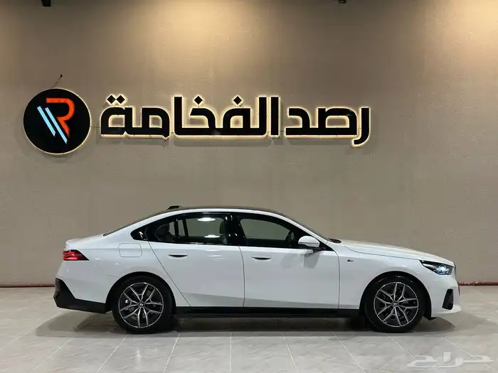 بي ام دبليو 520i kit M 2024 . رصد الفخامة 11