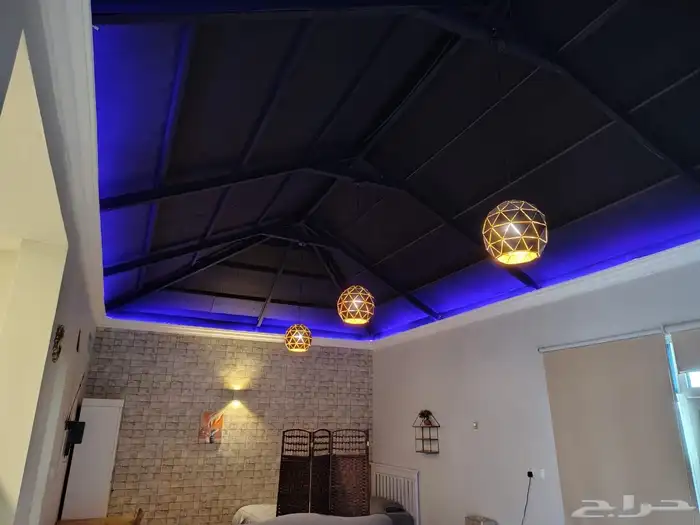 شقه استديو للإيجار ومؤثثه على طريق المطار 0