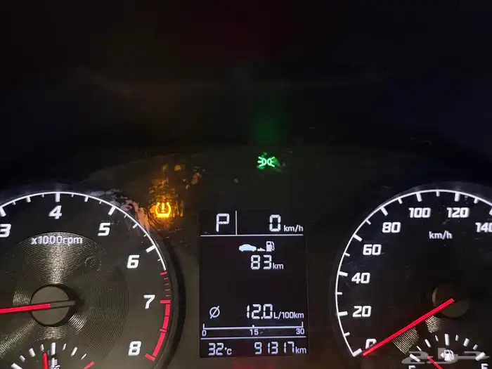 للبيع هيونداي اكسنت موديل 2023 استاندر 20