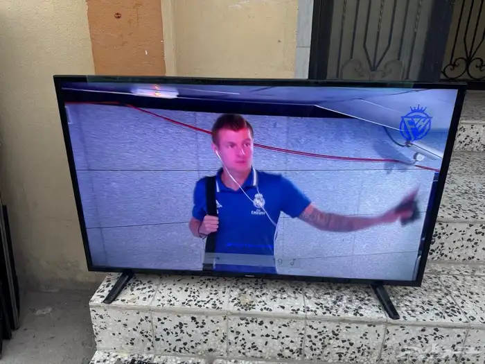 شاشة LG 55 بوصه وشاشة impex 50 بوصه 5