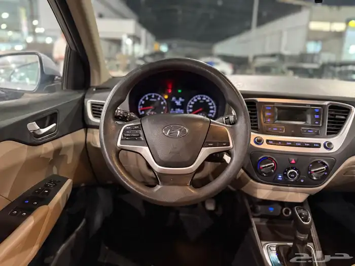 للبيع هيونداي اكسنت موديل 2023 استاندر 18