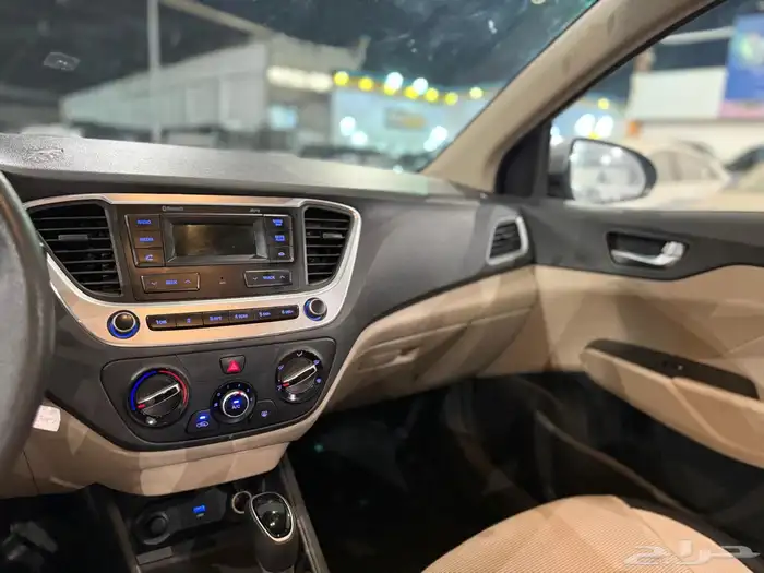 للبيع هيونداي اكسنت موديل 2023 استاندر 21