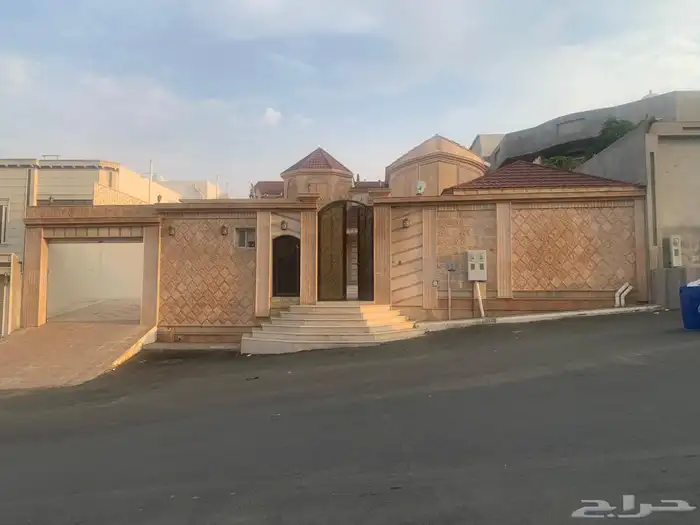 فلة للبيع حي المحالة .. ابها 0