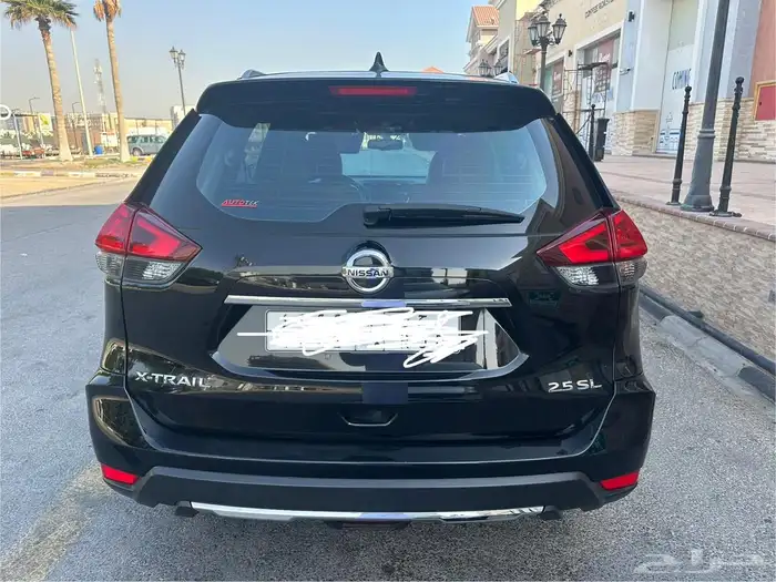 للبيع نيسان اكس تريل موديل 2022 فل اوبشن 4