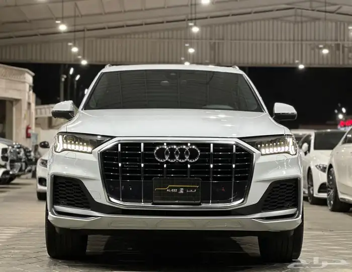 اودي Q7 S line موديل 2023 2