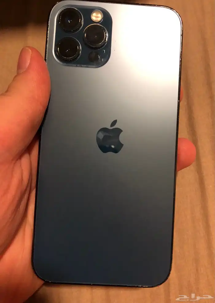 ايفون 12 برو 1