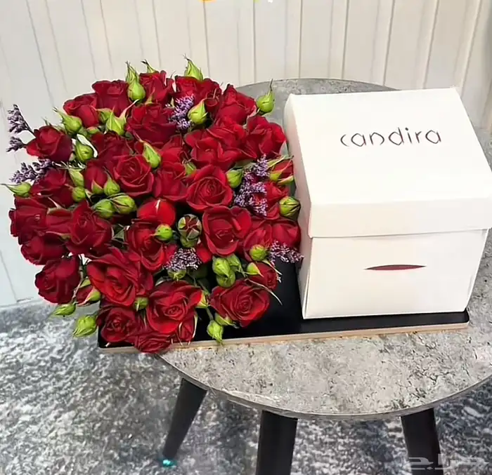 هدايا   ورد  ورد طبيعي  وردصناعي  باقة ورد  تغليف 71