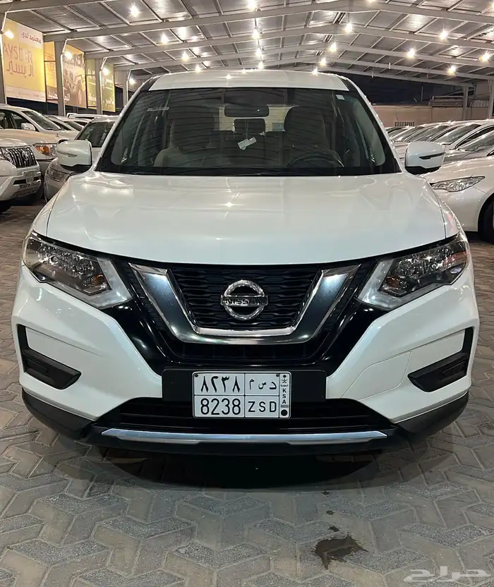 نيسان اكس تريل 2018 عداد قليل 1