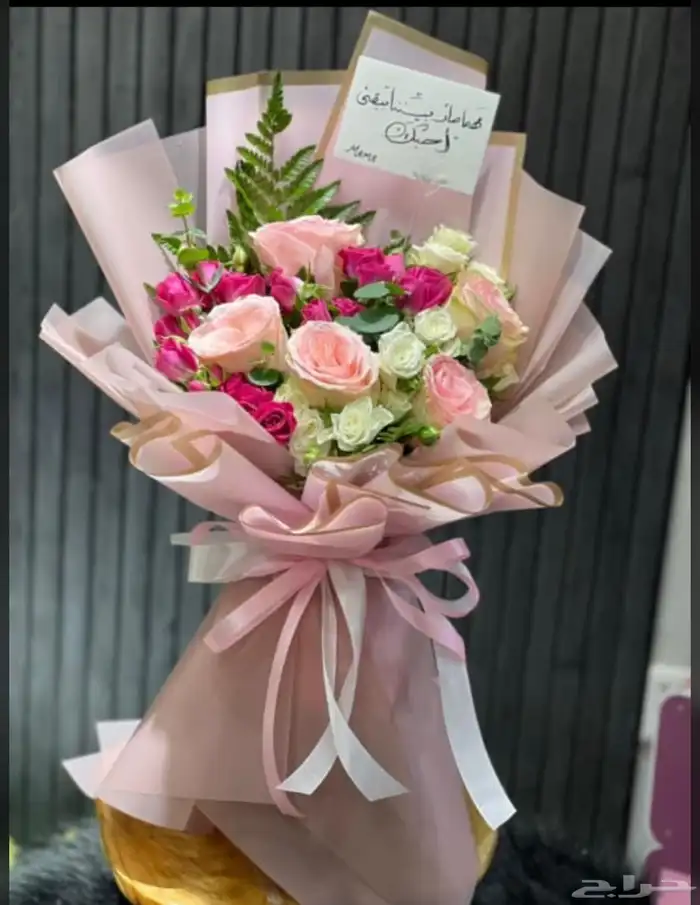 هدايا   ورد  ورد طبيعي  وردصناعي  باقة ورد  تغليف 58