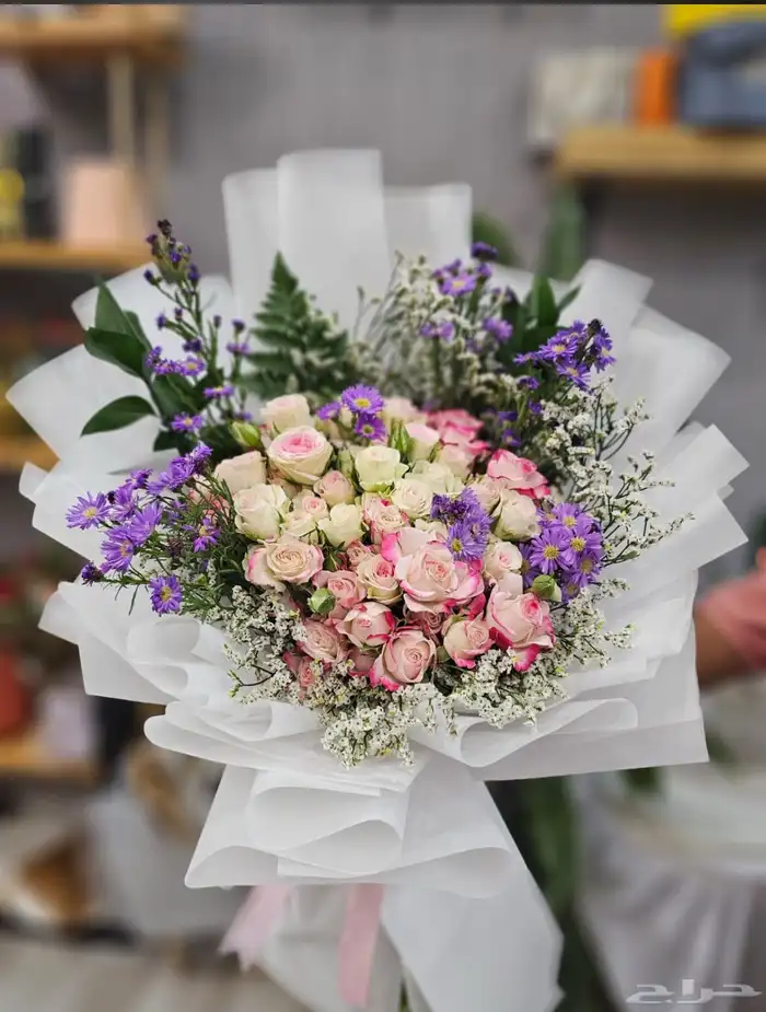 هدايا   ورد  ورد طبيعي  وردصناعي  باقة ورد  تغليف 59