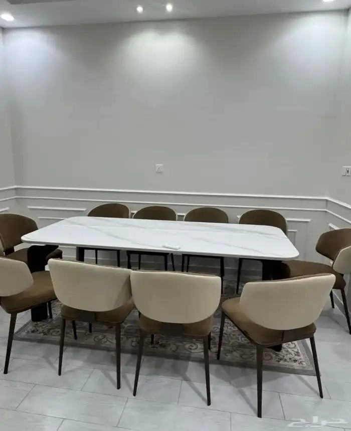 طاولة طعام 10 كراسي 2