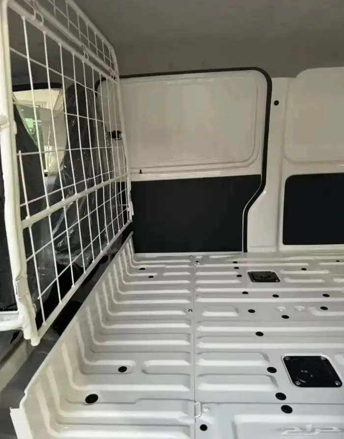 سوزوكي ايكو فان بضائع 2025 6