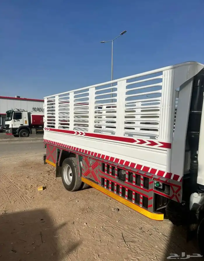 ورشة حداده و سمكره ودهان شاحنات 1