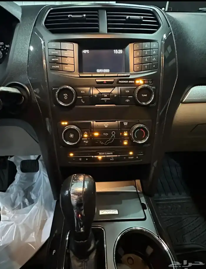 فورد اكسبلور موديل 2019 دبل نظيف 10