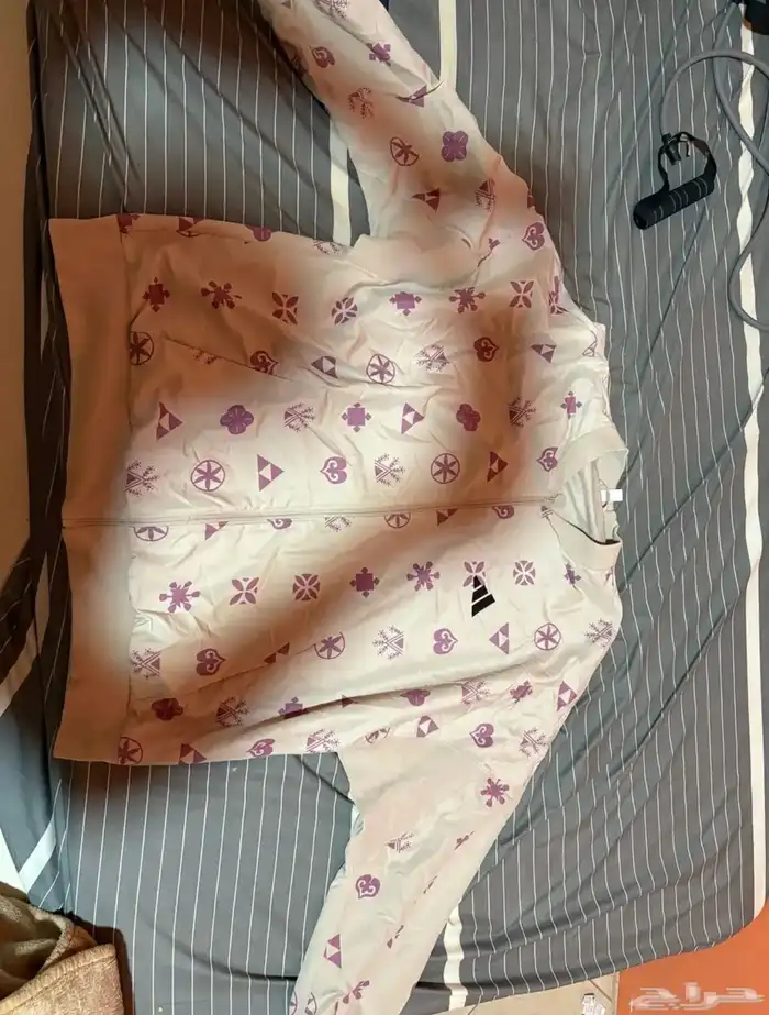 جاكيت اديداس 1