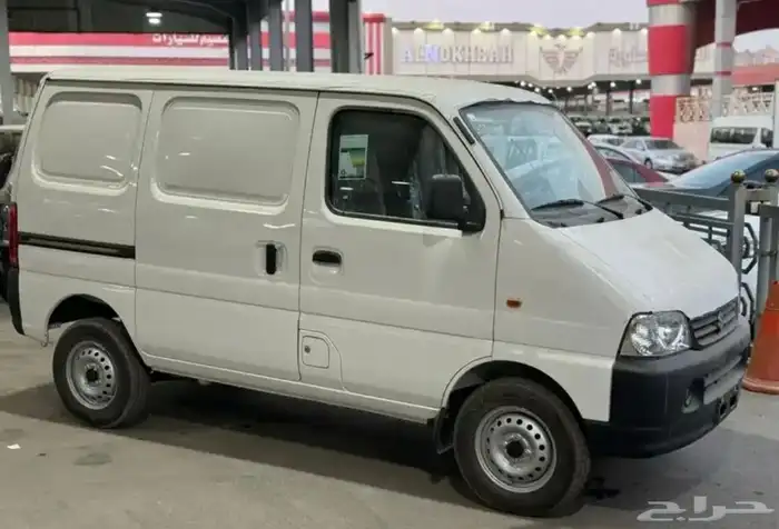 سوزوكي ايكو فان بضائع 2025 4