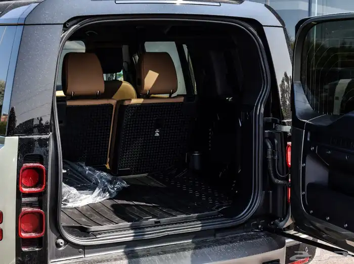 ديفندر اكس دينمك موديل 2025 بسعر خيااالي 12