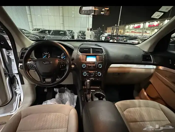 فورد اكسبلور موديل 2019 دبل نظيف 7