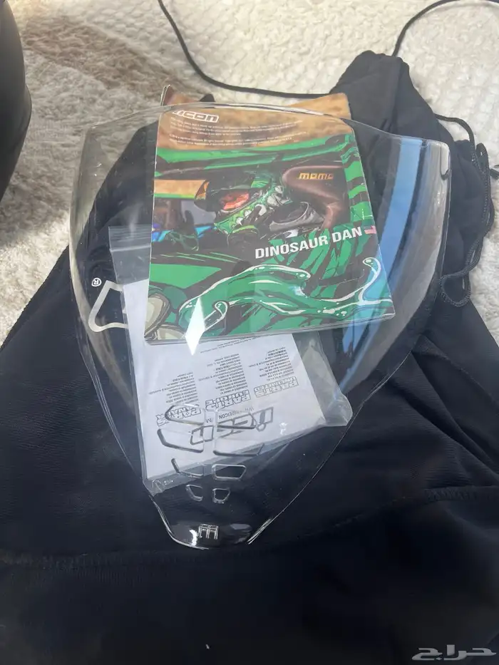 خوذة ايكون 1