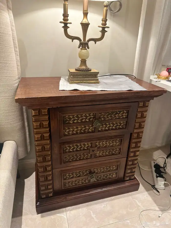 اثاث غرفة نوم 1