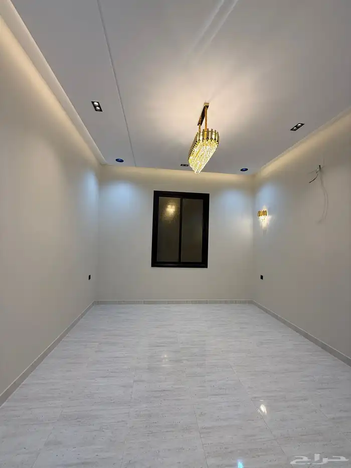 للبيع شقق علويه وارضيه بسعر صيدة بدرة الموسي ع برحه مسجد 43