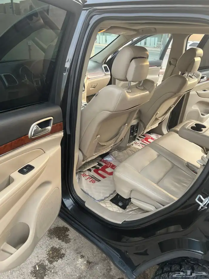 جيب شروكي 2013 15