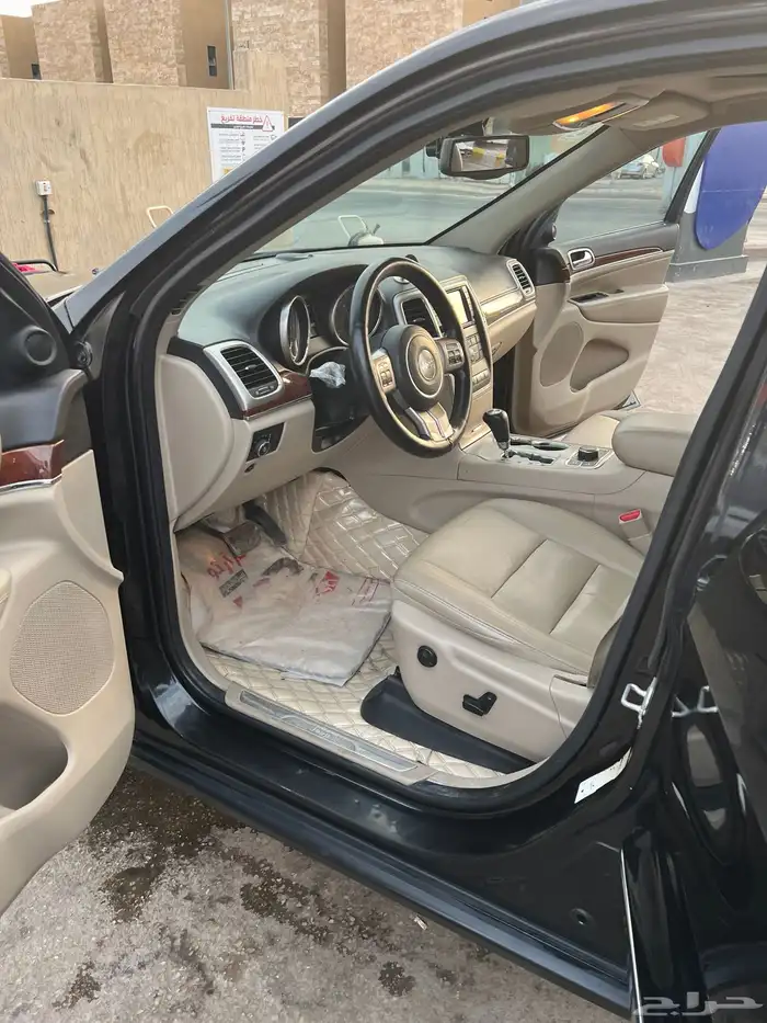 جيب شروكي 2013 8