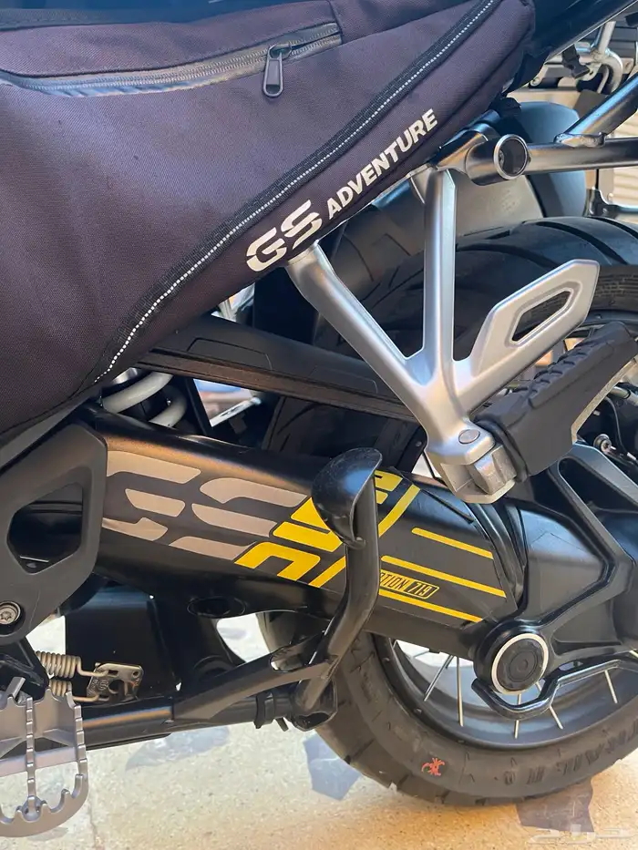 ادفنشر bmw 1250 R 2021 اصدار 40 عام لوحة مميزة 26