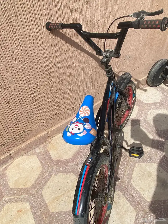 سياكل العدد ثلاثه مستعمل حجم 16كفرين واربع كفرات نضيفه 1