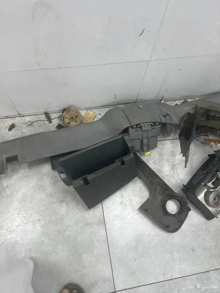 قطاع غيار دايهاتسوسريون من 2008 الي 2011 1