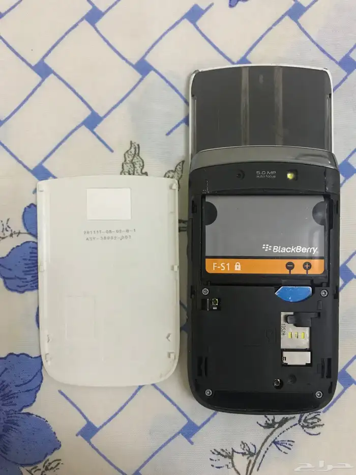 بلاك بيري تورش للبيع نظيف وشغال بحالة ممتازة 3