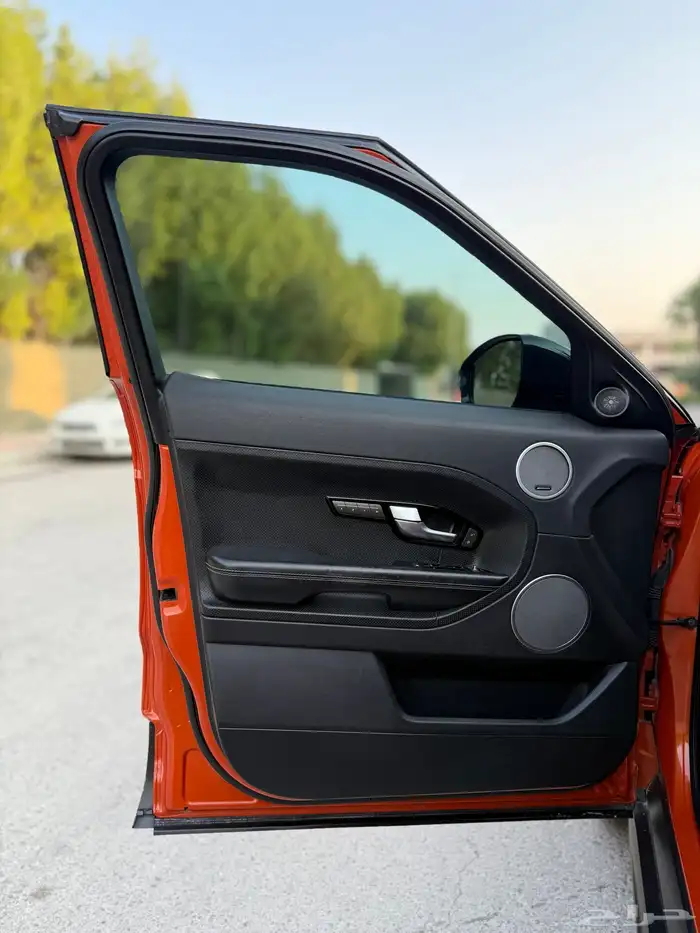 RANG ROVER EVOQUE 2015 14