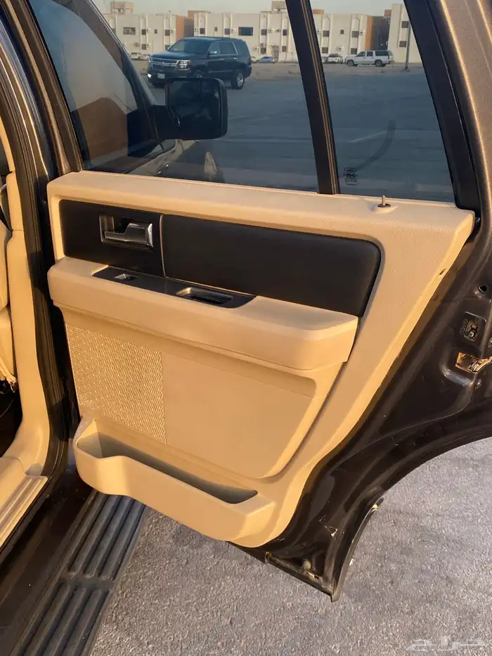 اكسبديشن 2016 قصير للبيع 13