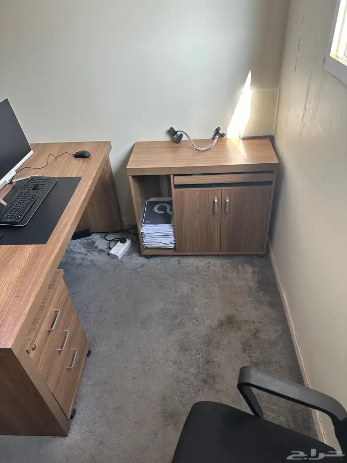 مكتب مكتبي 3