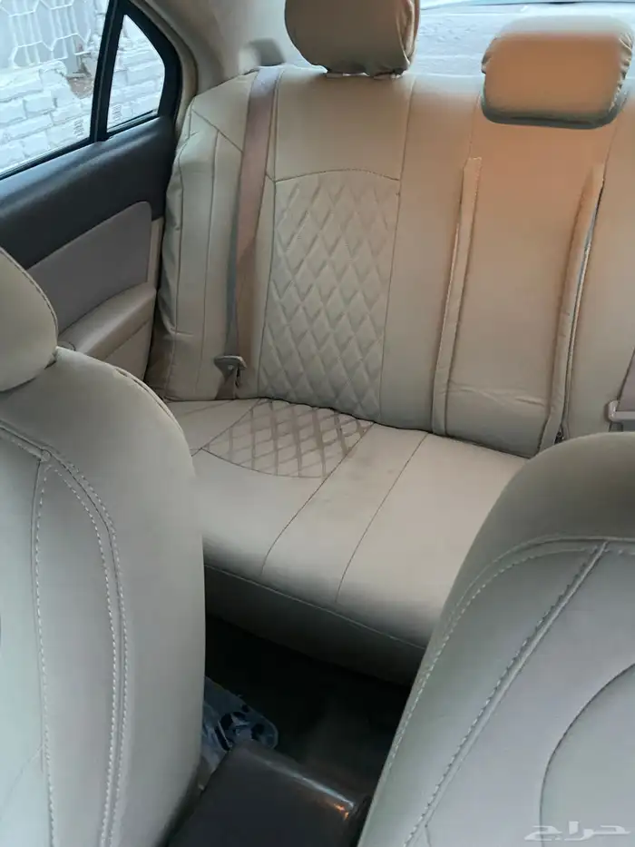 للبيع او البدل بسياره عائليه 5