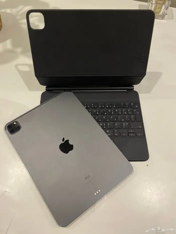 ايباد برو الجيل الثاني 11 بوصه 128 جيجا 1