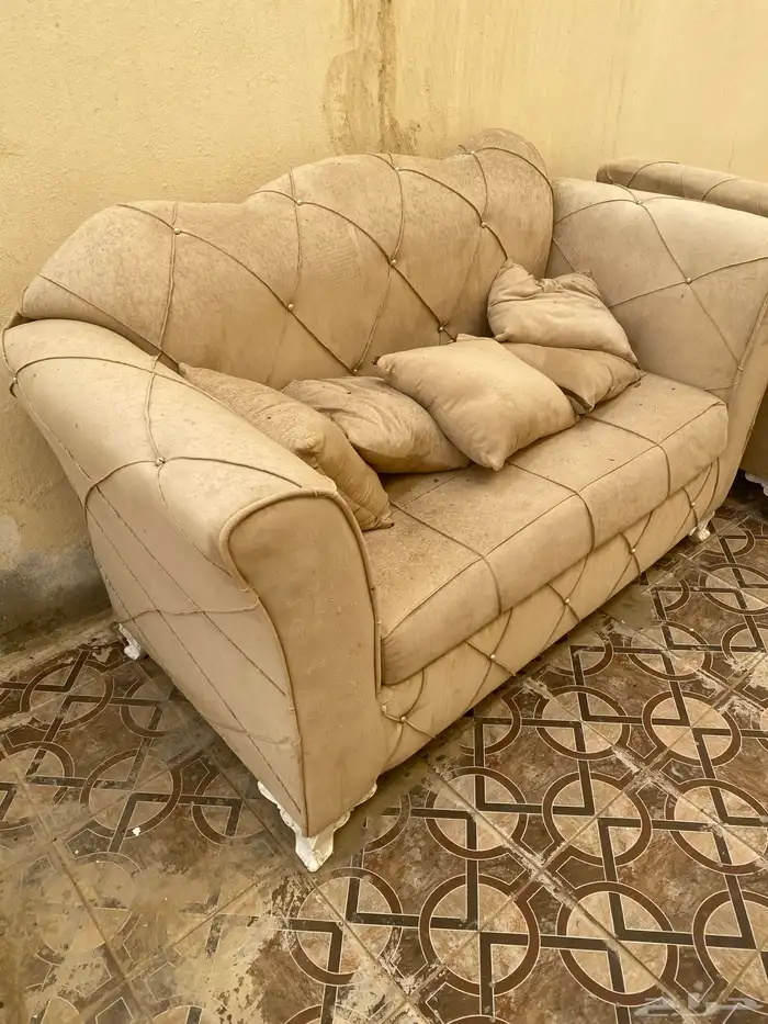 مغسلة وكنب 0