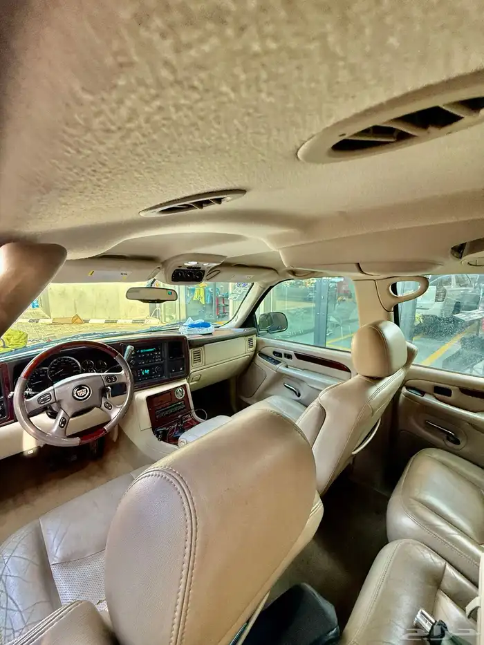 كاديلاك اسكاليد 2005 ممشى قليل مخزن 14