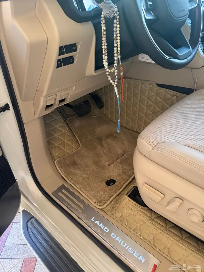 جيب لاندكروزر مديل 2024 الفئه رقم 4 6