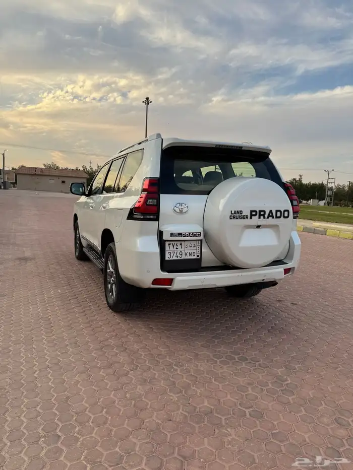 برادو 2018 فطيمي فل كامل فتحة دفلوك ثلاجة نظيف جدا 12