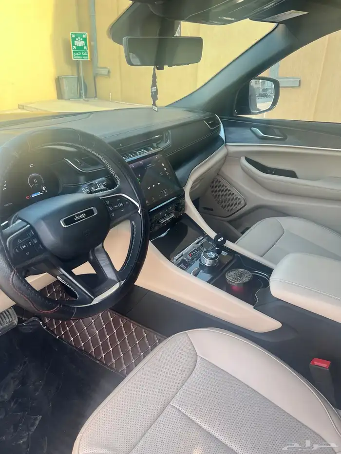 جيب شيروكي 2025 1