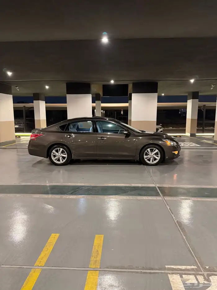 نيسان التيما 8